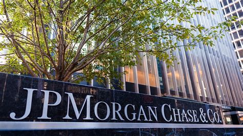 Chase online; credit cards, mortgages, commercial banking, auto loans, investing & retirement planning, checking and business banking. . Jpmorgan near me